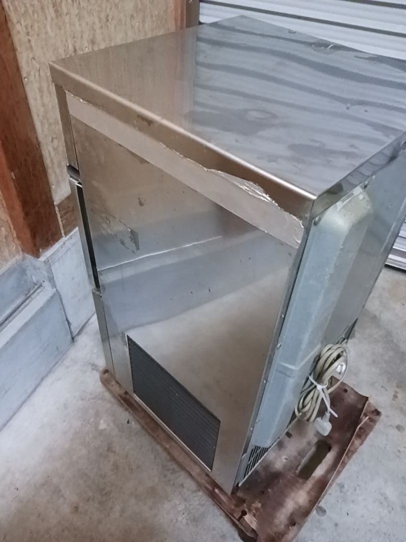 ホシザキ　業務用製氷機　IM-20L