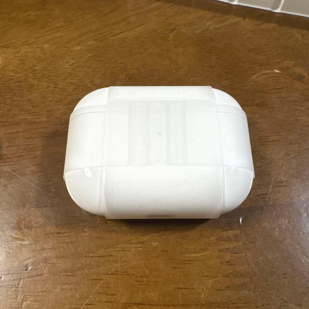 AirPodspro 第二世代 (整備済み品)本体 ライトニングケーブル付き