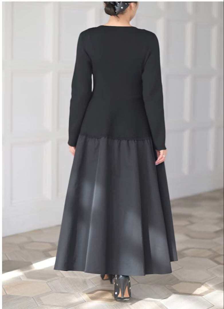 TREFLE+1のニットドッキングワンピース