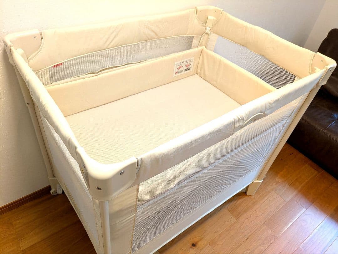 AAA★美品★Aprica　 ココネル エアー ミルク　ホワイト