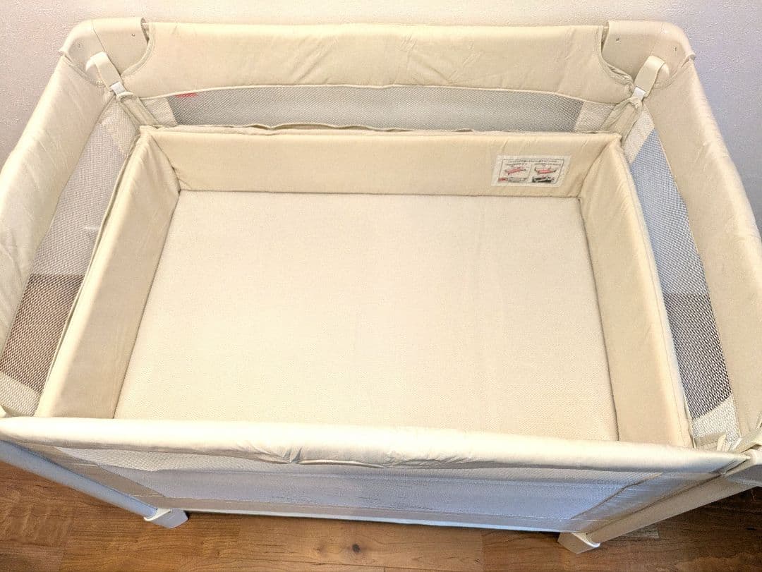 AAA★美品★Aprica　 ココネル エアー ミルク　ホワイト