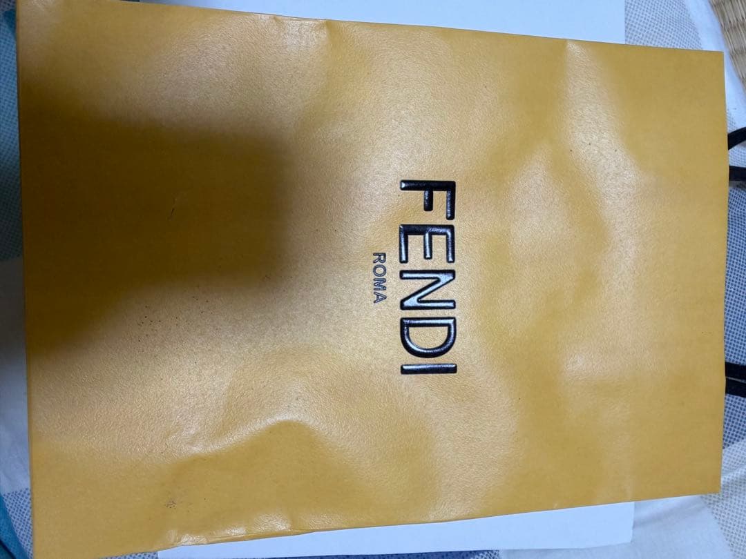 本日中のみ表示金額✨FENDI スクエアベルト Fロゴ　リバーシブル