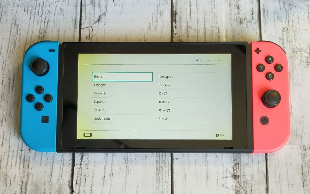 Nintendo Switch本体　Joy-Con　switch