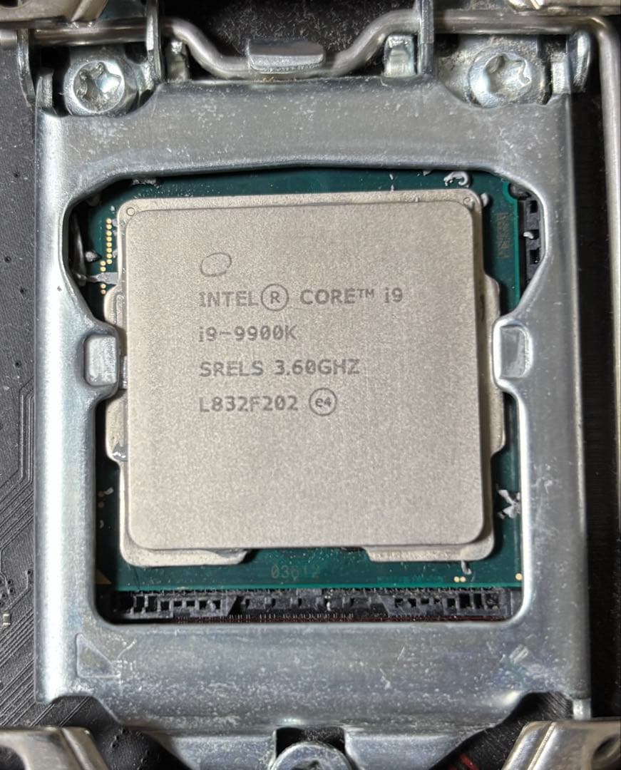 CPU Intel i9-9900K