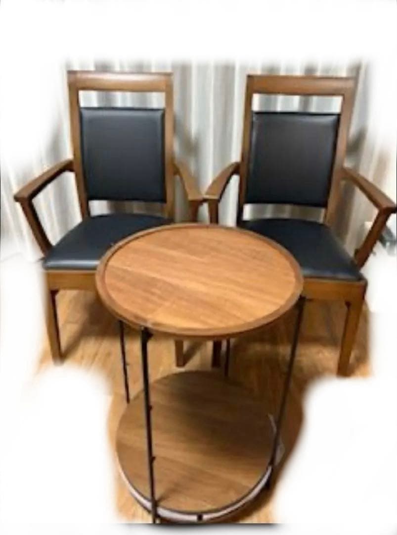 ニトリ　ロレイン取手付きダイニングチェア2脚とテーブルセット