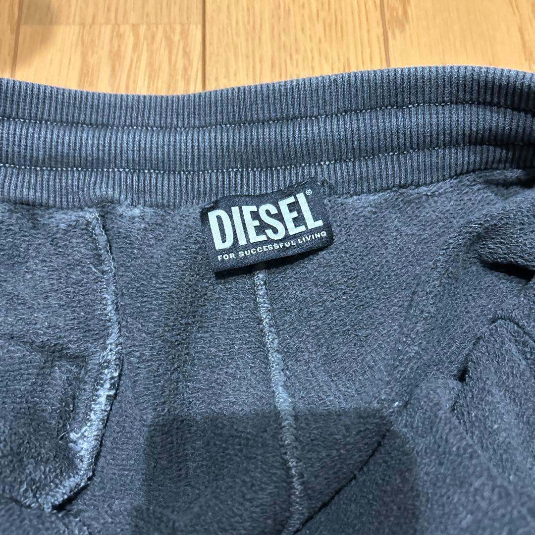 DIESEL グレー スウェットパンツ