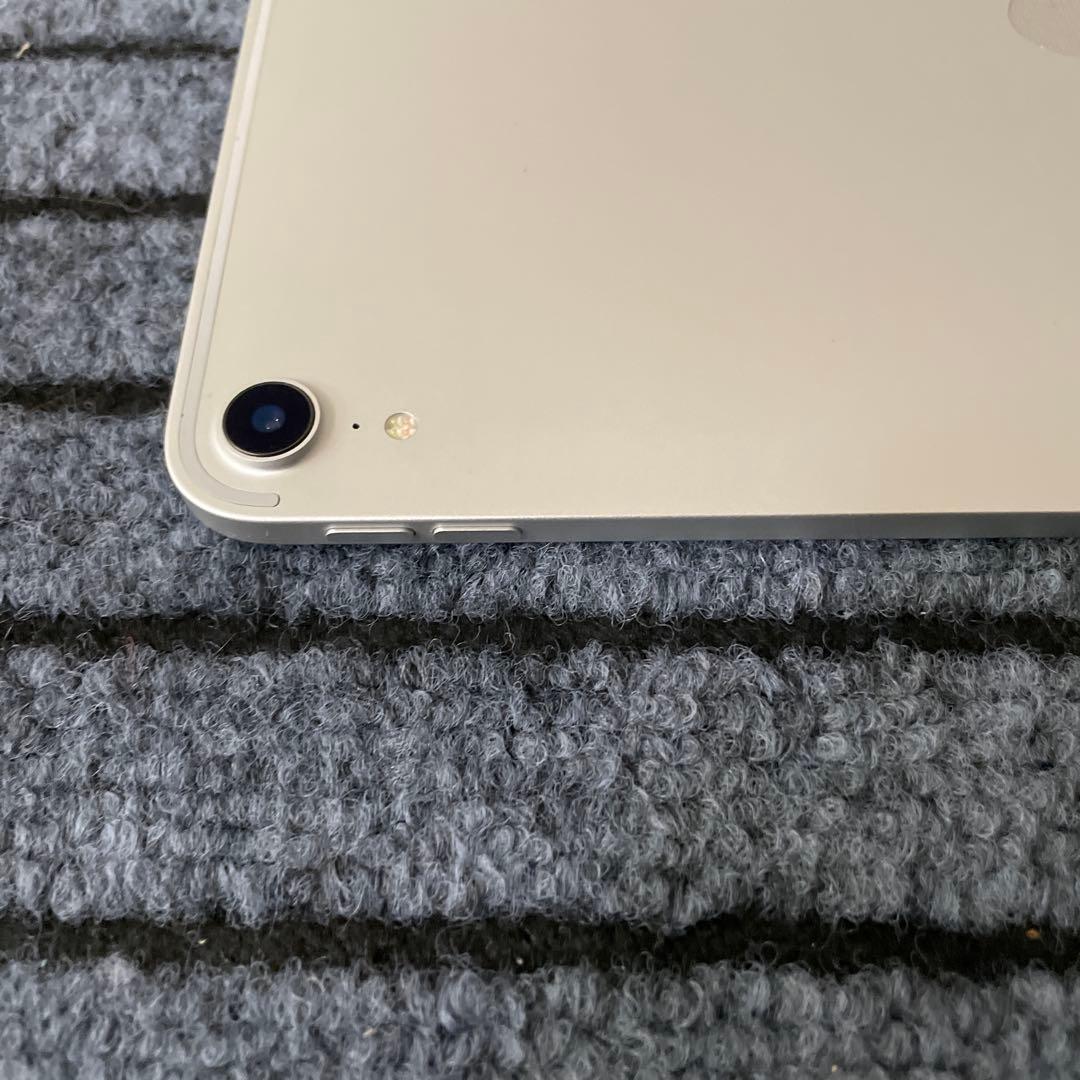 240 iPad Pro 11インチ 1世代 Wi-Fi　256GB シルバー