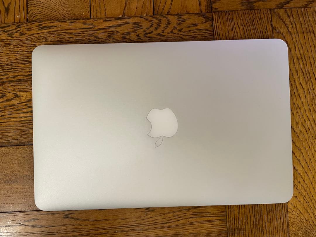 【売り切り】MacBook Air 11インチ Early 2014