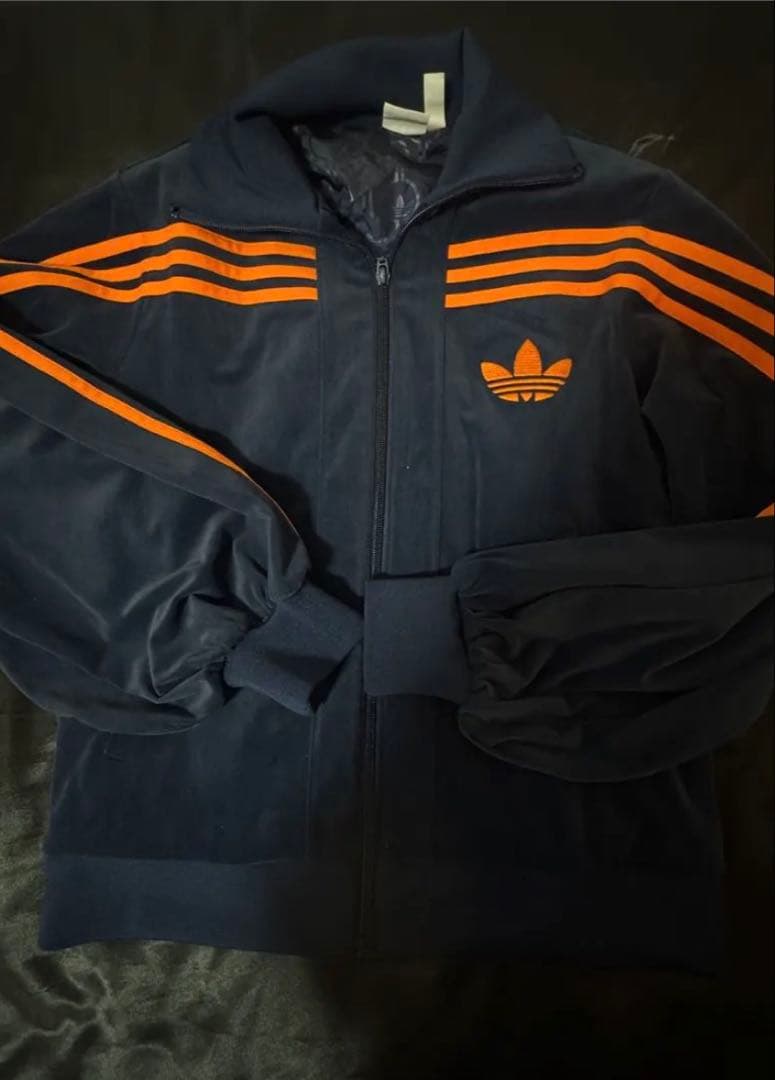 アディダストラックジャケット