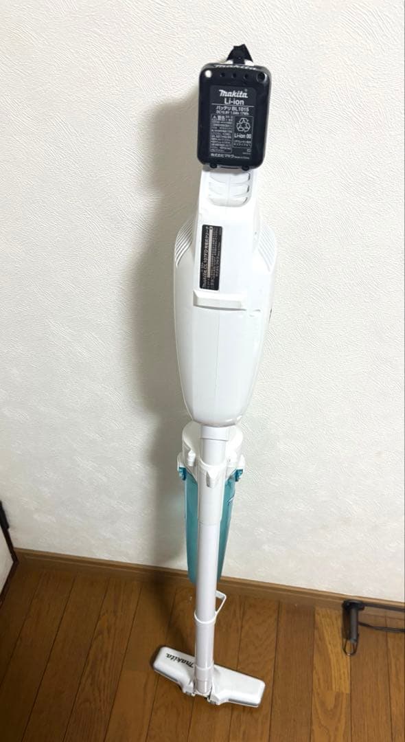 マキタ Makita コードレス掃除機 充電式 ホワイト 動作確認済み