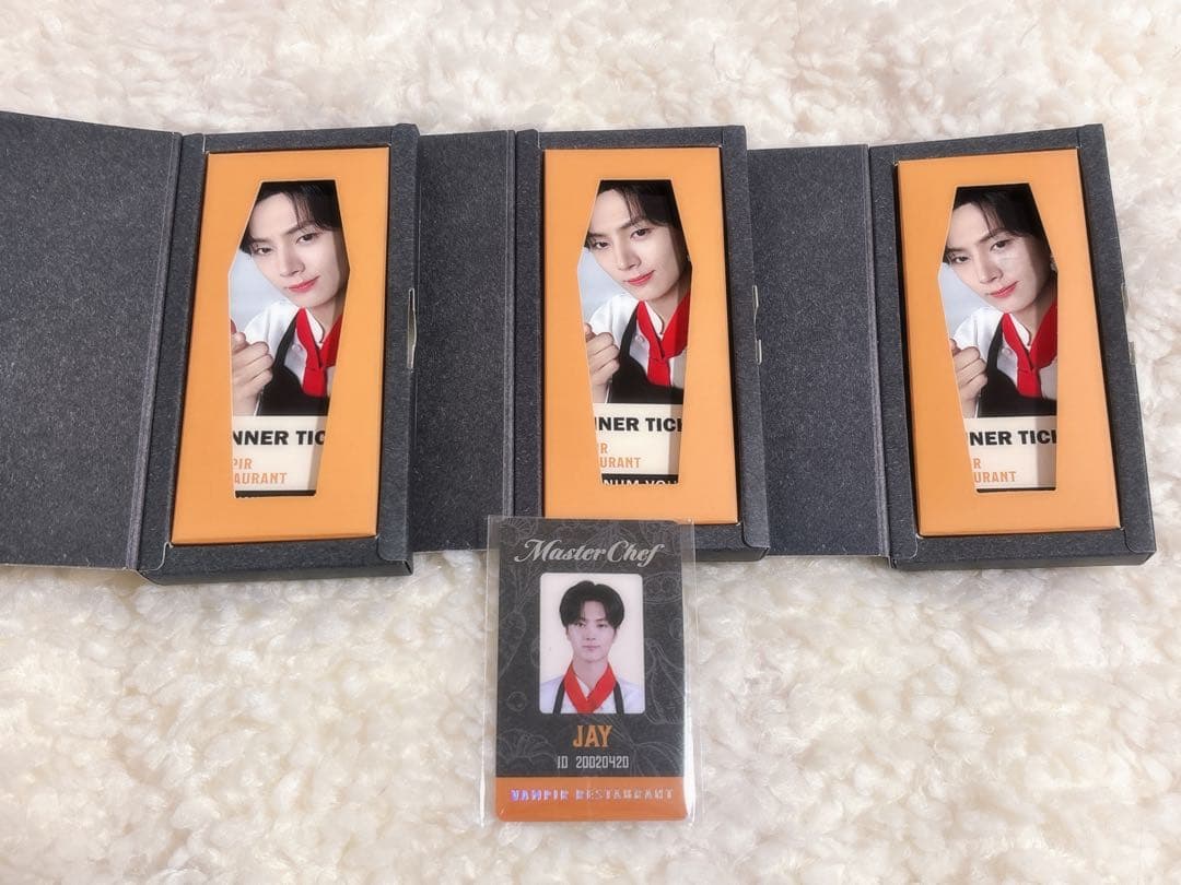 ENHYPEN WORLD シェフ SPカード 未使用 ジェイ