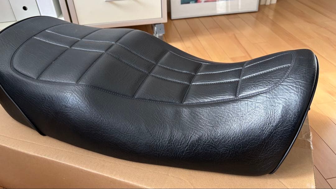 ゼファー750 PMC製z2シートあんこ抜き