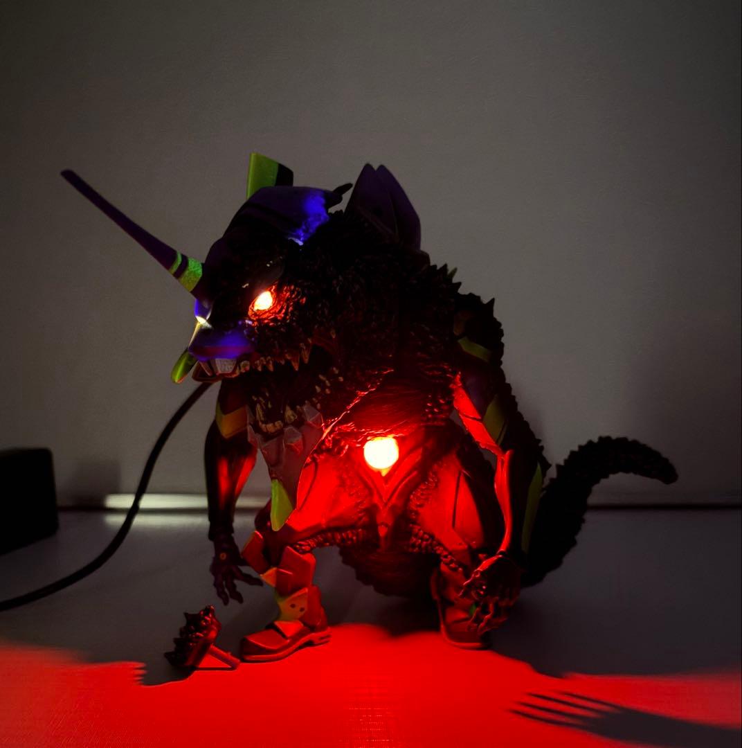 あ*歌様 デフォリアル⭐︎ゴジラ対エヴァンゲリオン⭐︎発光機能付き限定版3体セッ