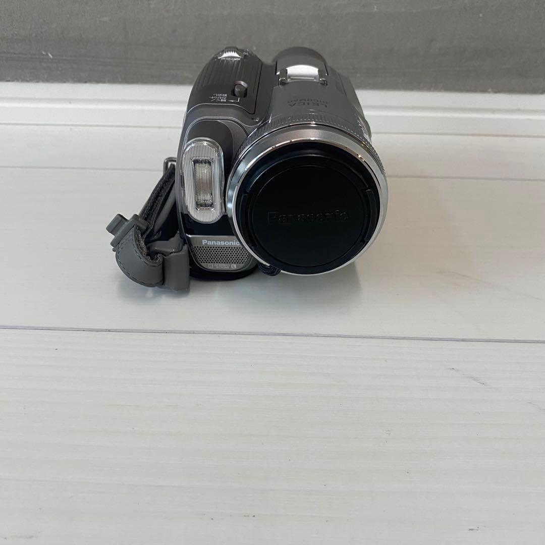 【美品】 Panasonic パナソニックNV-GS250-S ビデオカメラ