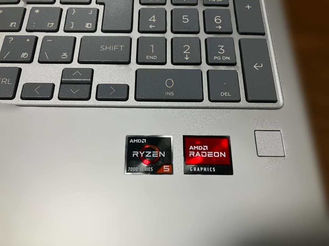 【値下げ】【美品】HP Laptop 15-fc0003AU