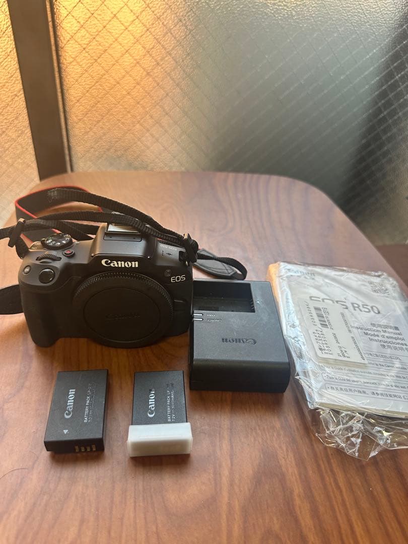 Canon EOS R50ミラーレスカメラ ボディ