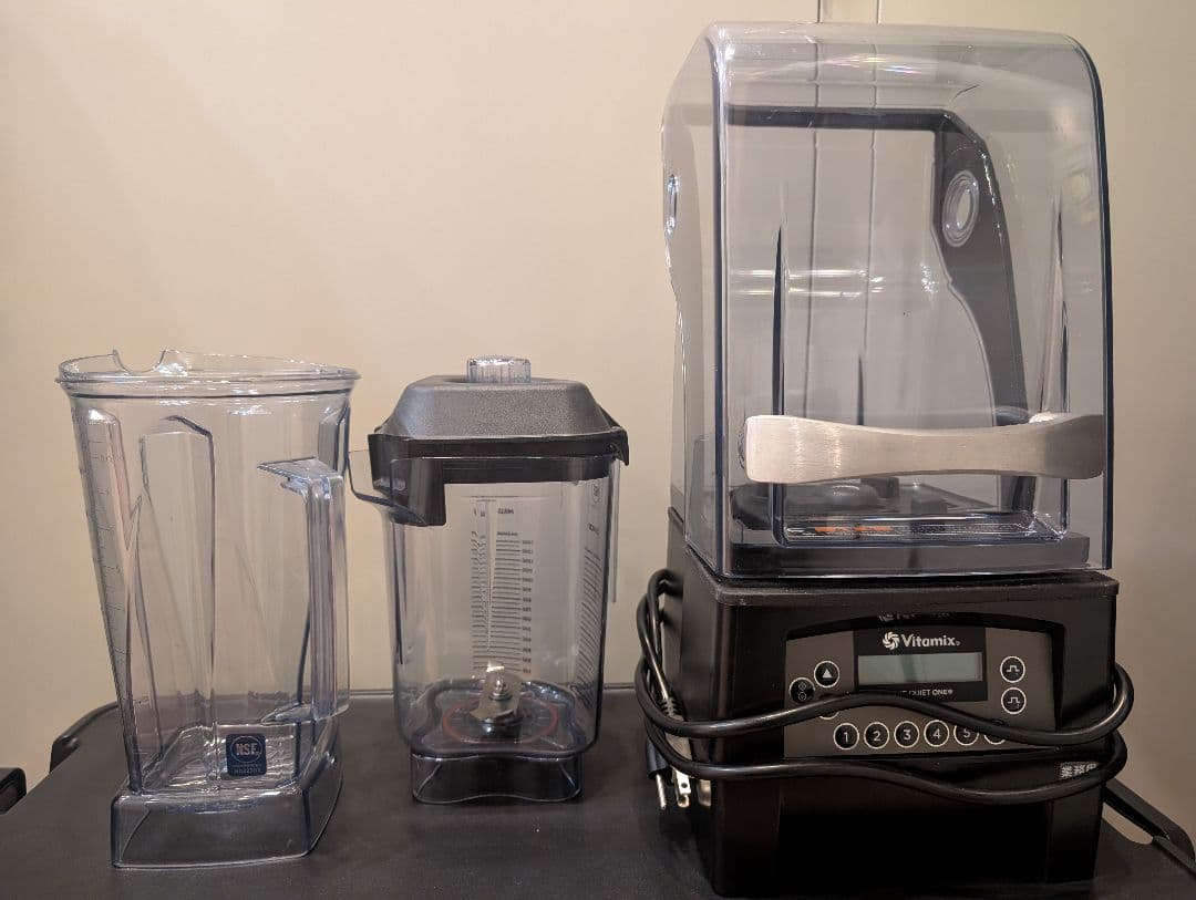 Vitamix サイレントブレンダー 2019年製 美品 送料込