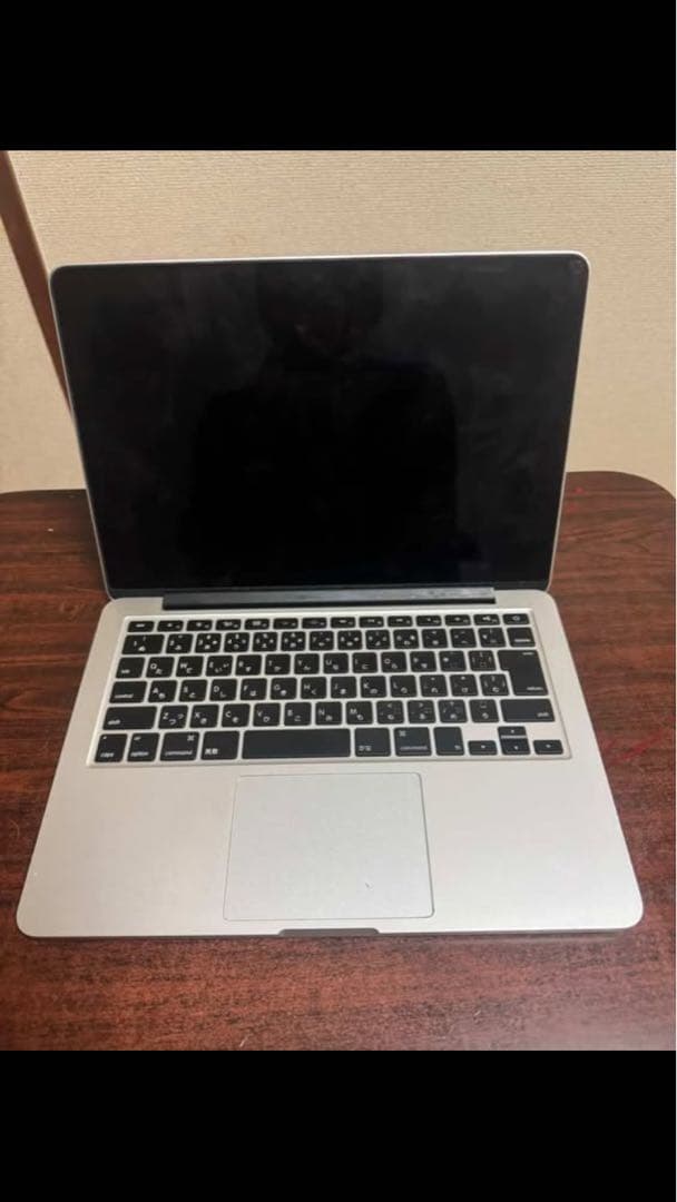 Apple MacBook proシルバー 本体 充電器付きジャンク品