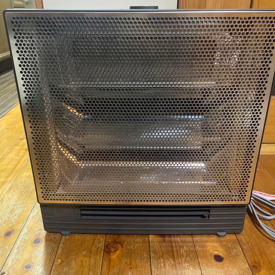 ダイキン 遠赤外線ハイブリッドセラムヒート WRH135AS-H