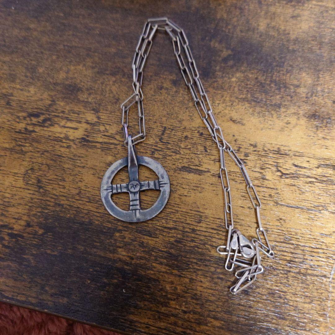 REDMOON　レッドムーン　ネックレス