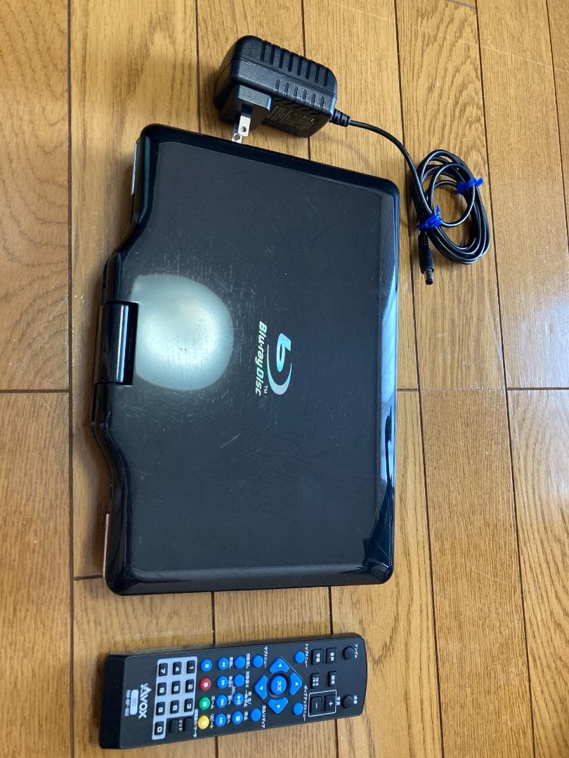 AVOX 10インチポータブルBDプレーヤー APBD-1080HK