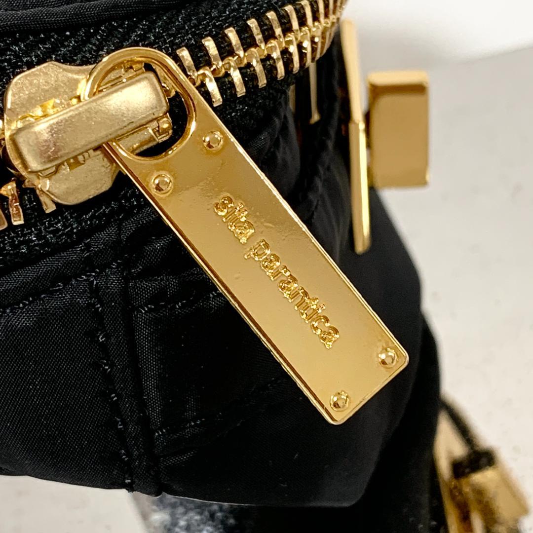 新品タグ付　シータパランティカ　ボディバッグ　ポーチ　ナイロン　ゴールド金具　黒