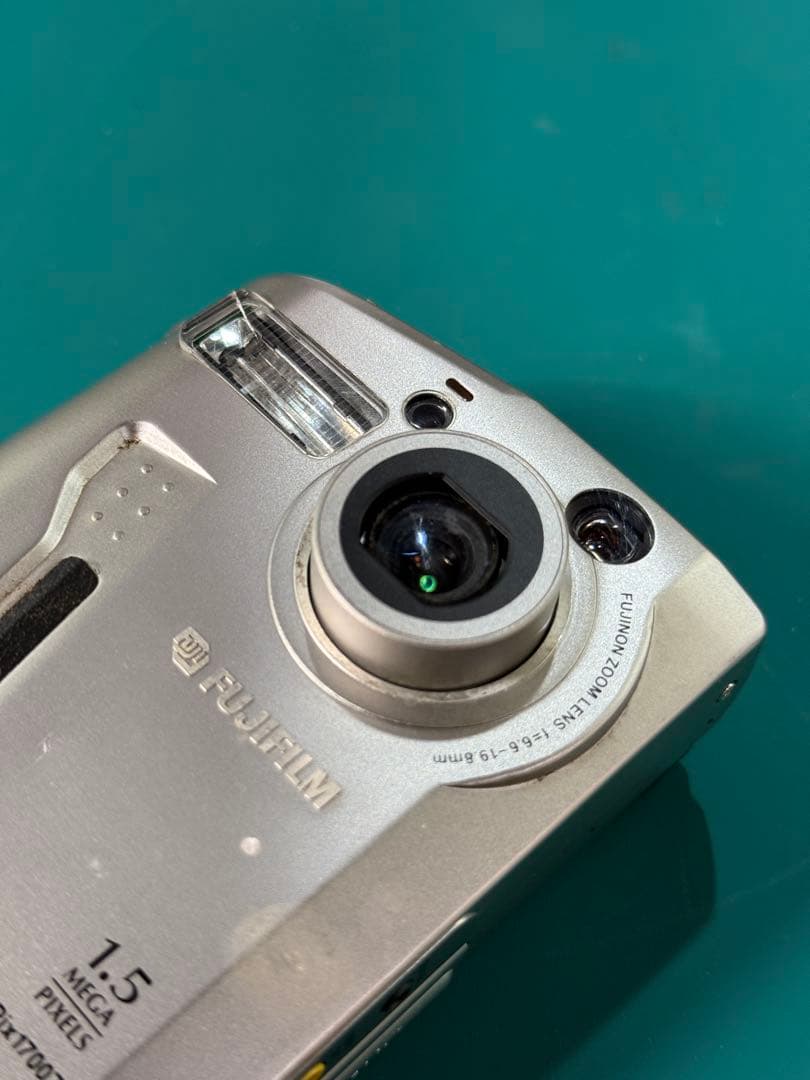 FUJIFILM FinePix 1700Z ファインピクス