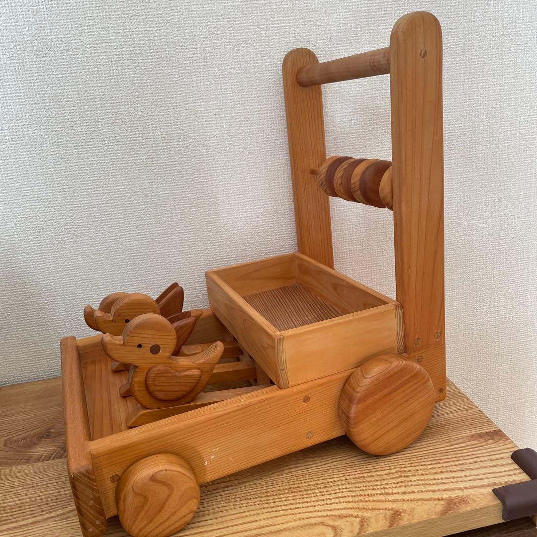 【皇室ご愛用】【匿名配送】KOCHI JAPAN　木製手押し車