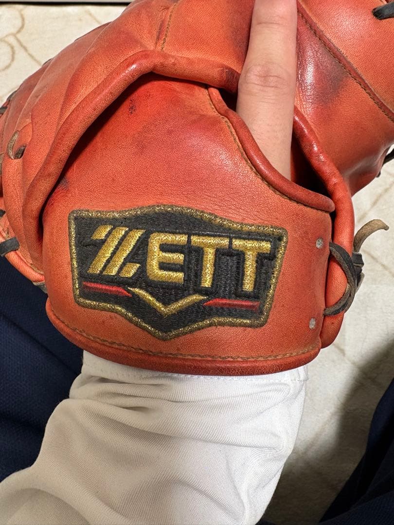 ZETT プロステイタス　中村悠平モデル　硬式用キャッチャーミット