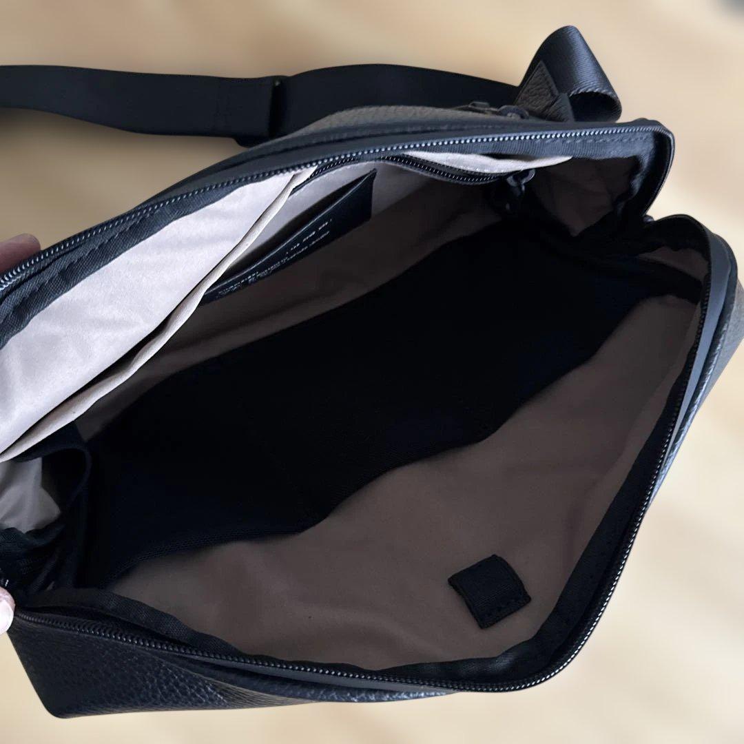 【使用1回短時間｜定価¥50,000】GRAMS28 レザー(本革)バッグ