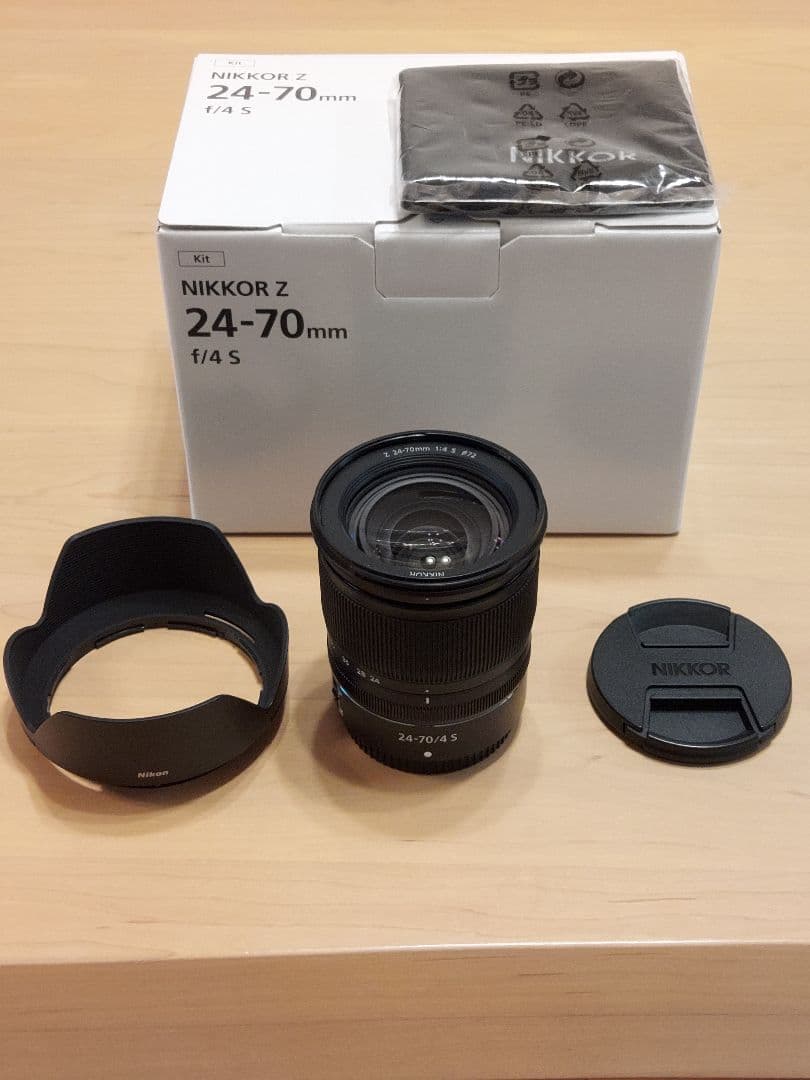 美品　NIKKOR Z 24-70mm f/4 S 　レンズ