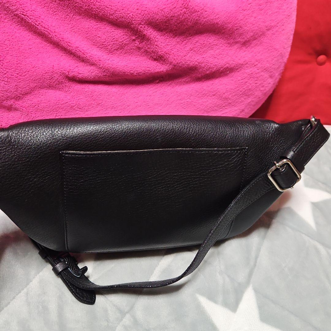 ☆くれけり☆様BEAUTY&YOUTH 別注 レザーボディーバッグ