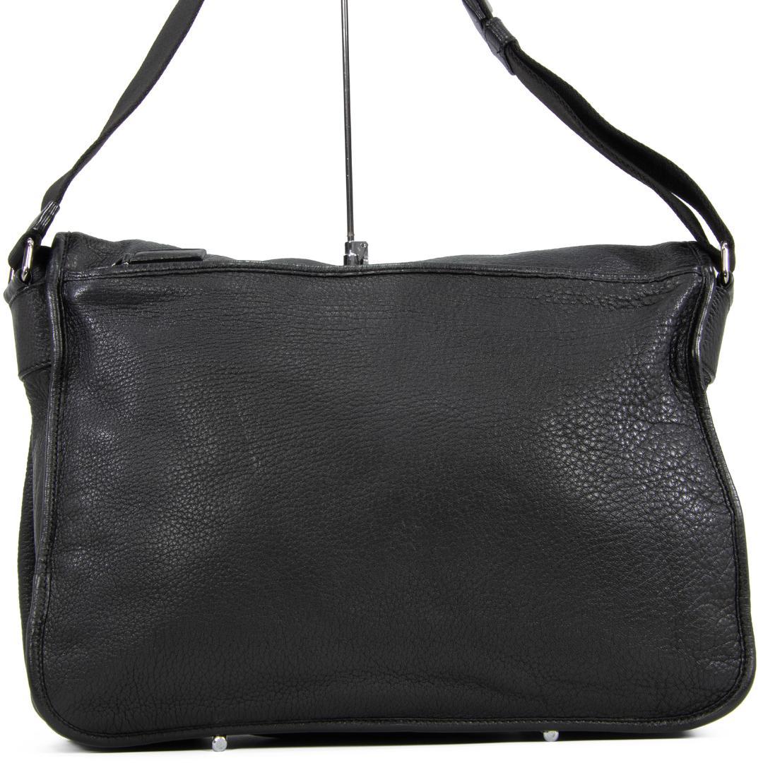 本物 プラダ ショルダーバッグ メンズ レディース 黒 斜め掛け 本革 レザー