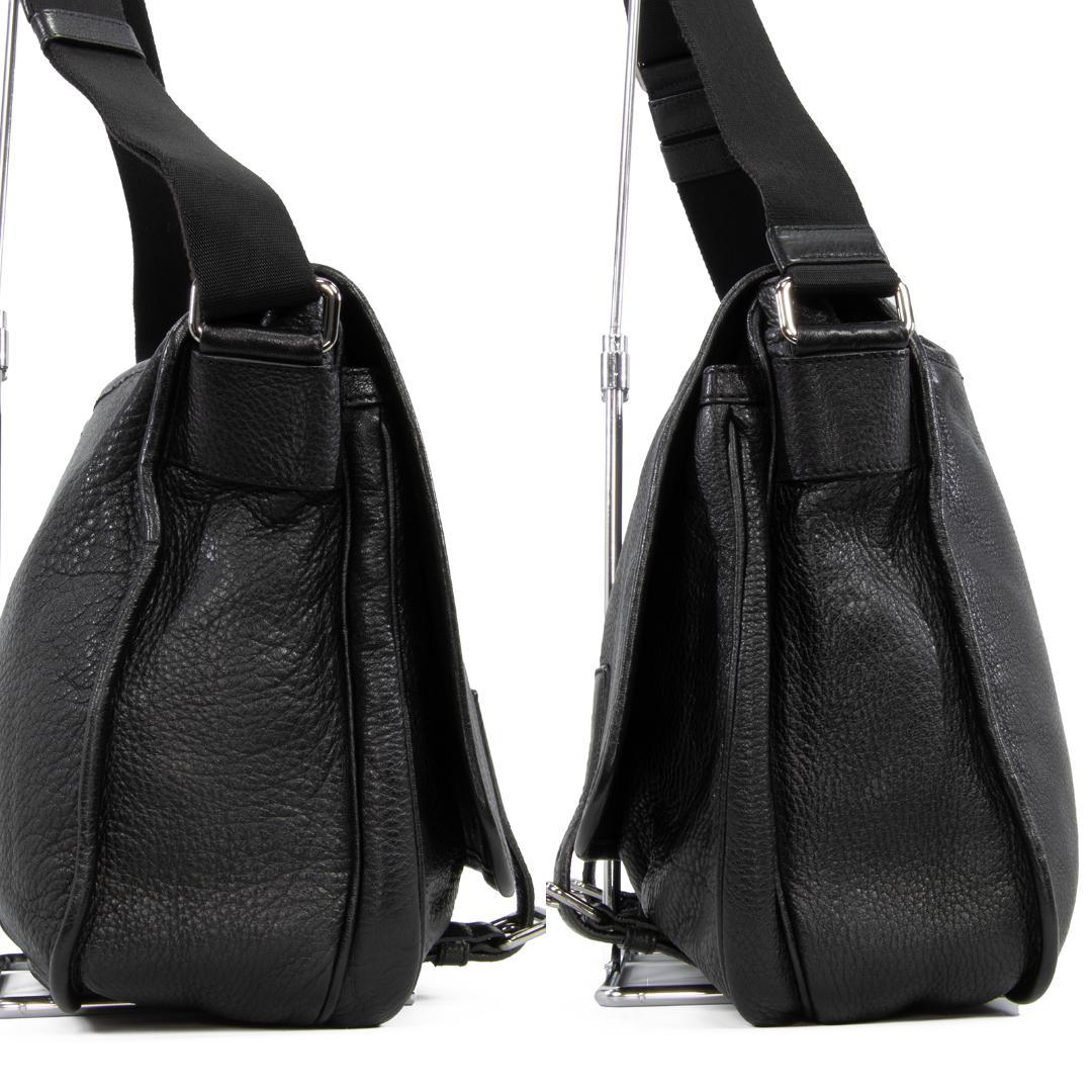 本物 プラダ ショルダーバッグ メンズ レディース 黒 斜め掛け 本革 レザー