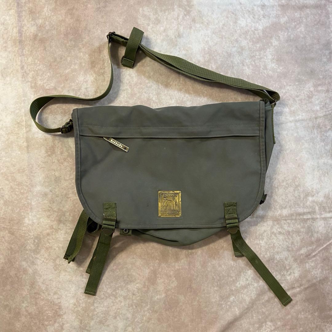 90s bitch skateboards メッセンジャーバッグ ショルダー