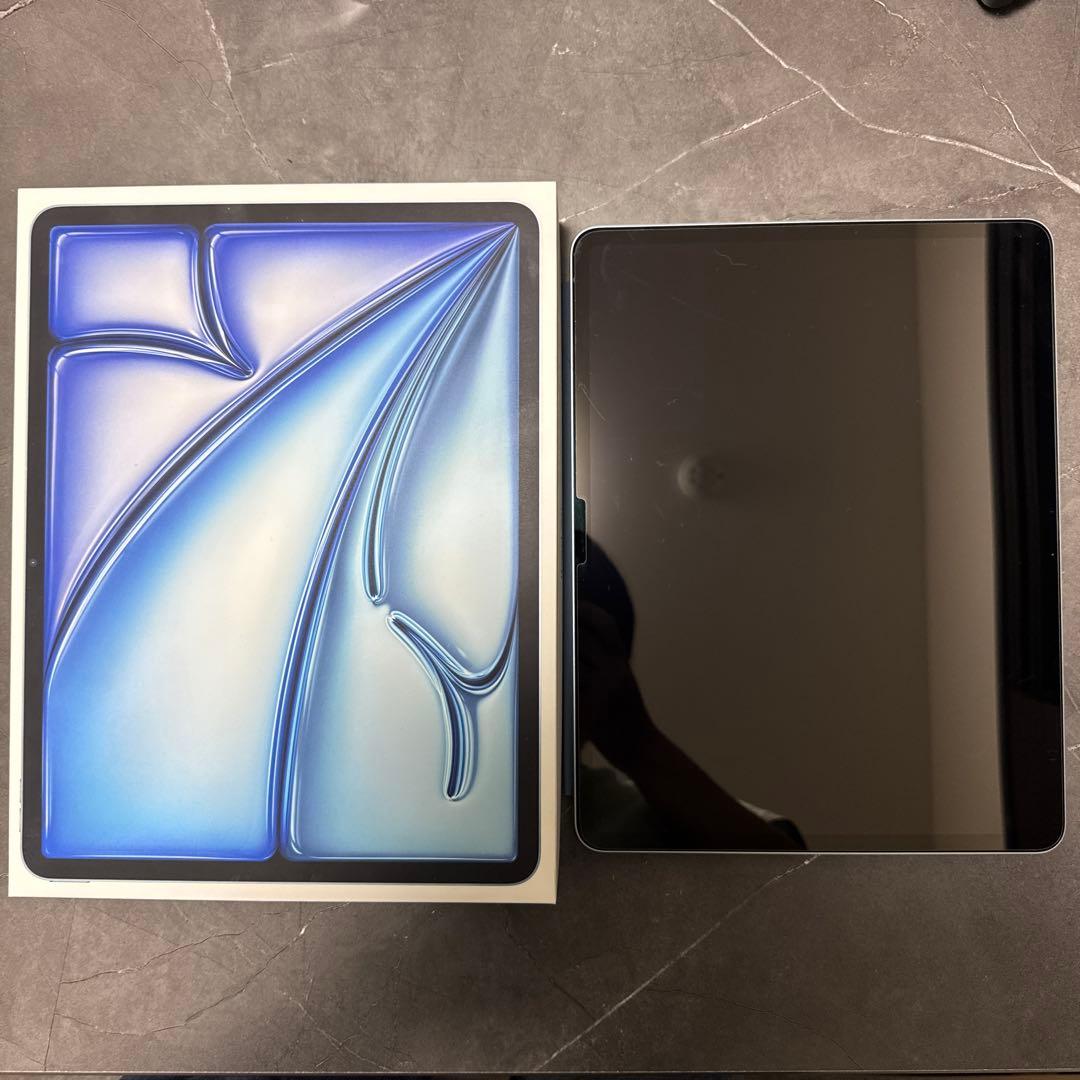 13インチiPad Air ブルー + Smart Folio カバー 箱付き