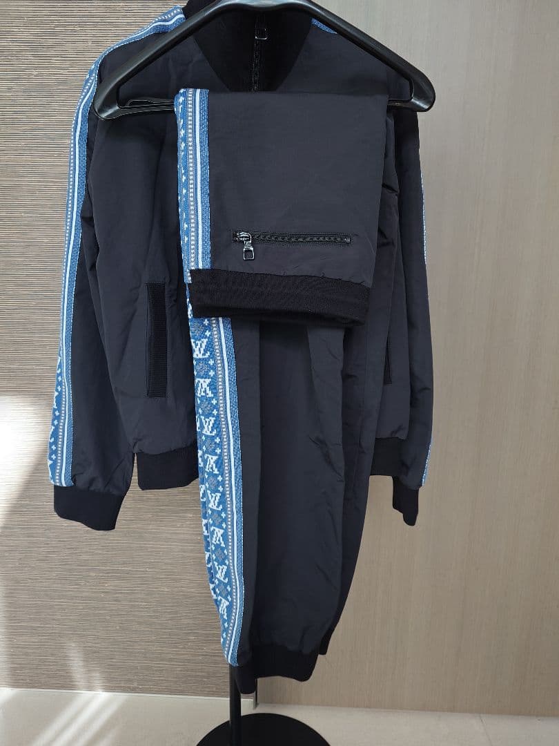 ルイ・ヴィトン上下