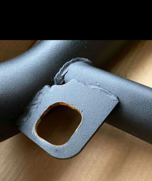 【ゆうさん専用】ハイエースに取付けてました。 グリルガード　バンパーガード