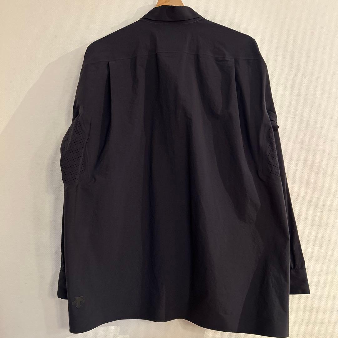 デサントオルテライン ロングスリーブシャツ 比翼仕立て Mサイズ