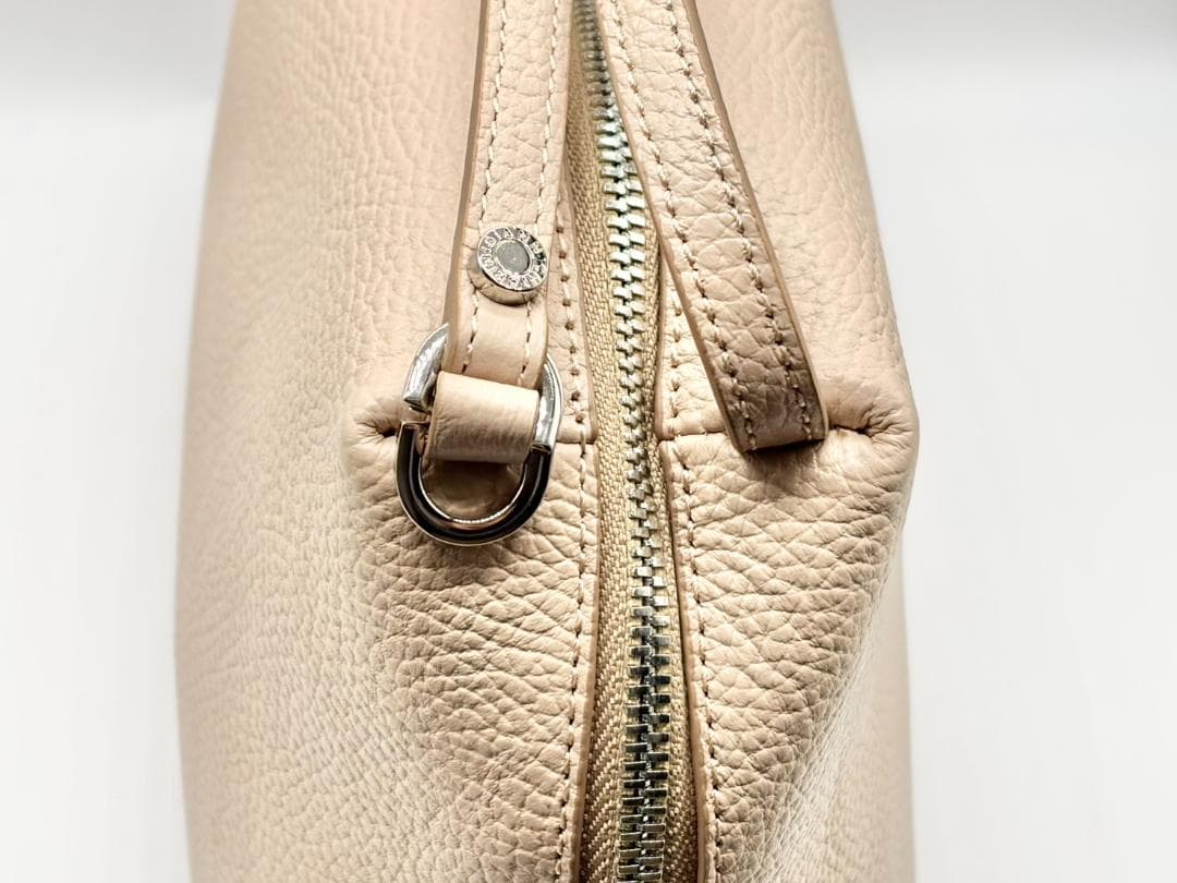 1度使用 ジャンニキアリーニ アリファ M ２WAYバッグ ピンクベージュ