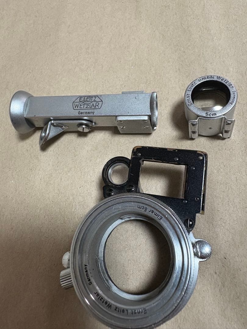 Leicaライカ外付けビューファインダー 5cm と特殊ファインダーと謎マウント