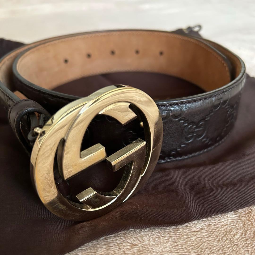 GW中お値下げ中!GUCCI ブラウンレザーベルト ダブルGロゴ