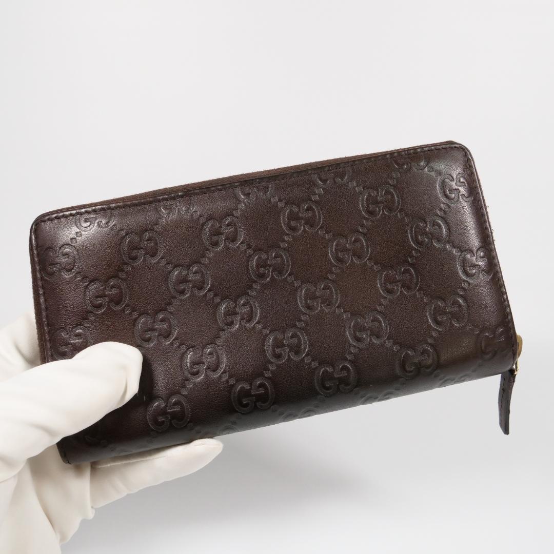 美品✨グッチ 長財布 ラウンドファスナー シマ GG型押し レザー ブラウン