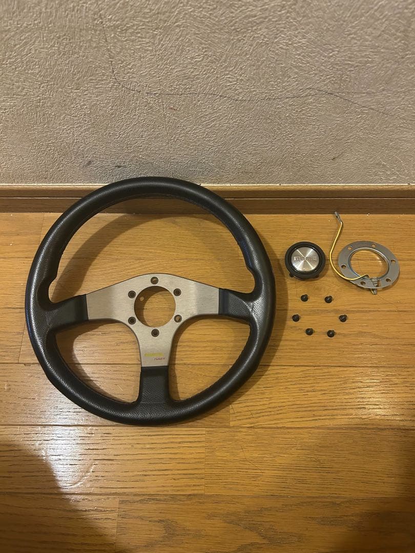 ステアリング　TUNER