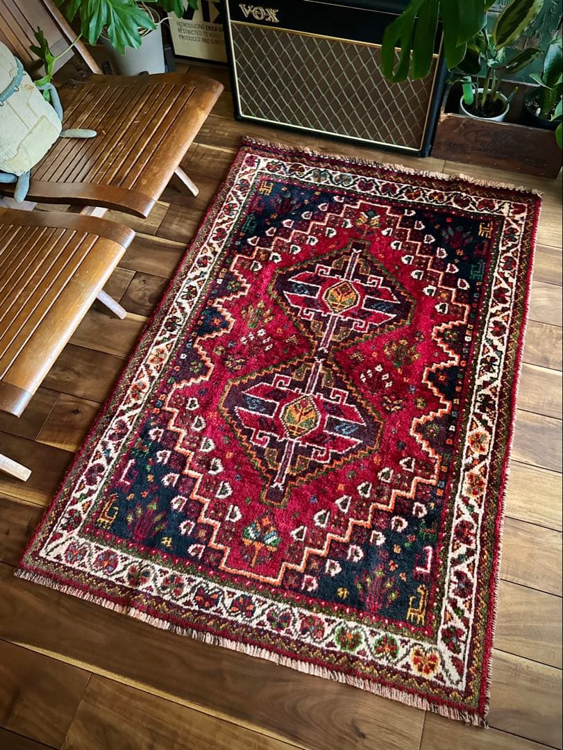 トライバルラグ　ヴィンテージラグ　ペルシャ絨毯　カシュガイ族　プリミティブアート