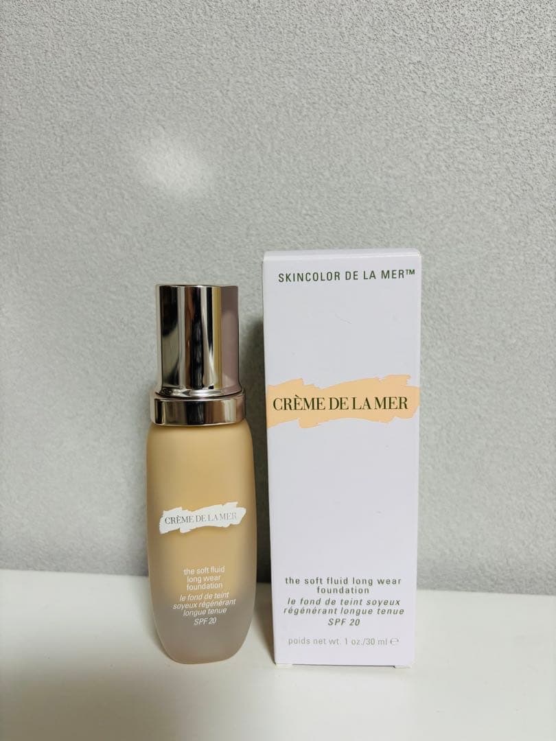 ドゥ ラ メール ザ ソフトフリュイドロングウェアファンデーション　ポーセリン