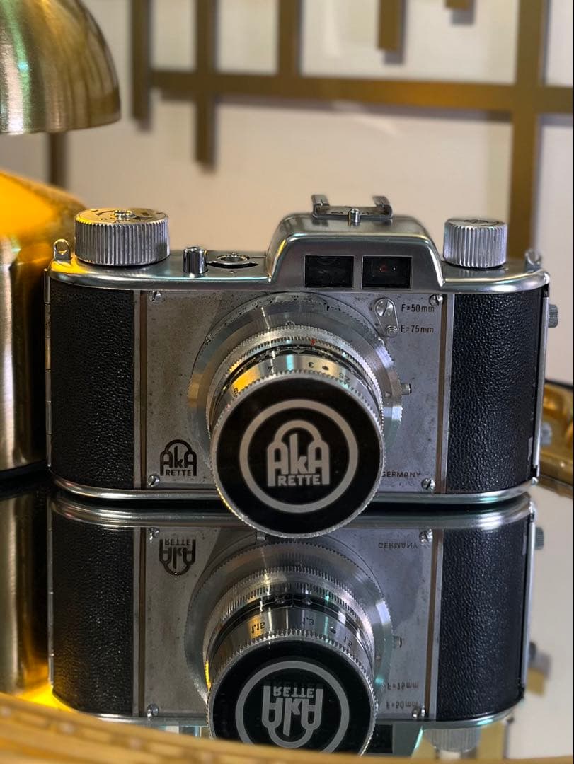 AKA RETTE ビジュ良しカメラ 画角切替 革ケース付