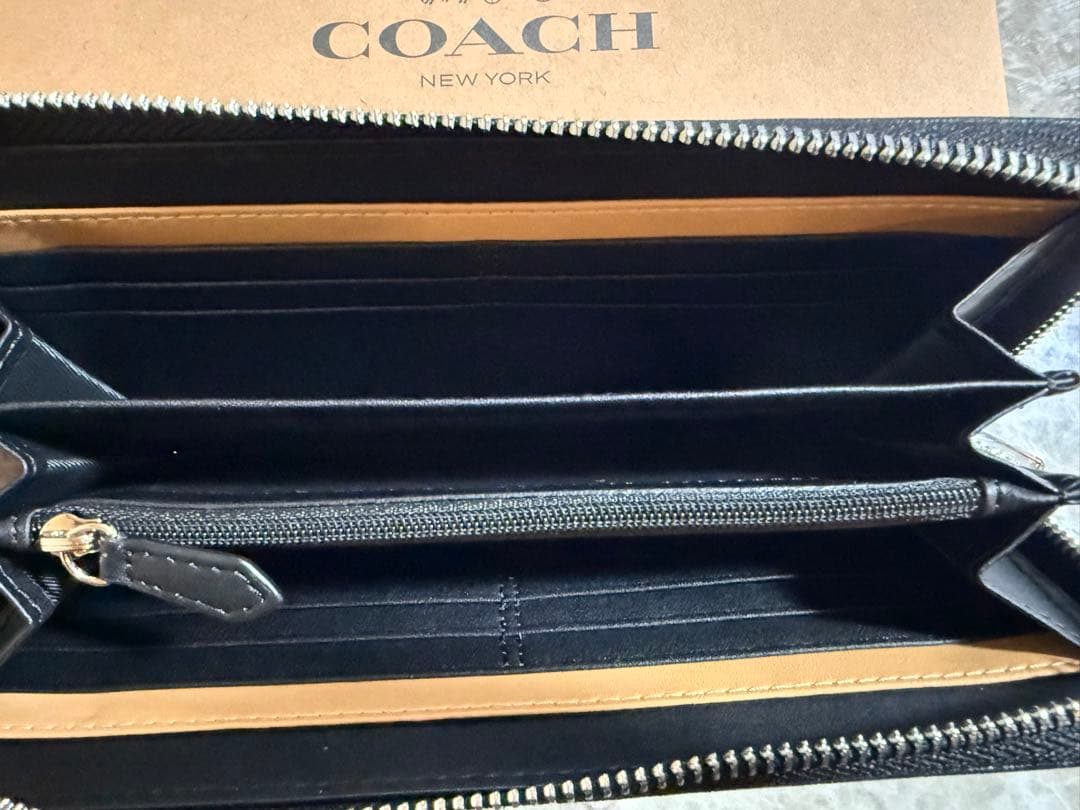 COACH ブラック 長財布