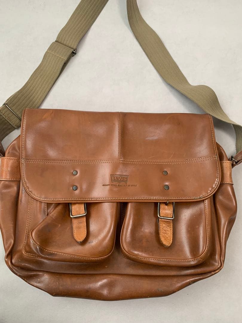 Levi's ヴィンテージ　レザーバッグ