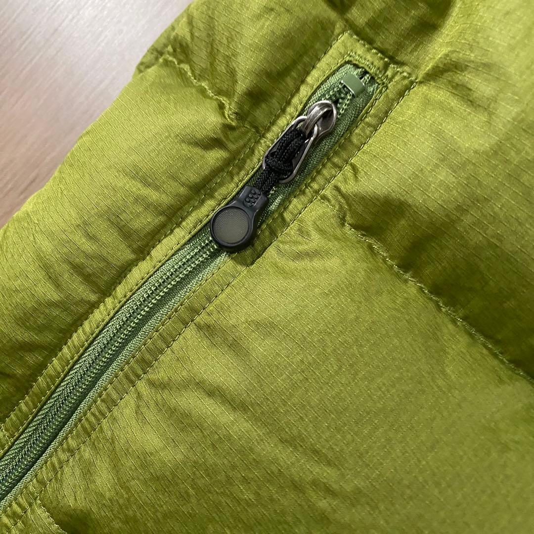 【希少カラー】Patagonia　ダウンベスト　グリーン　Sサイズ